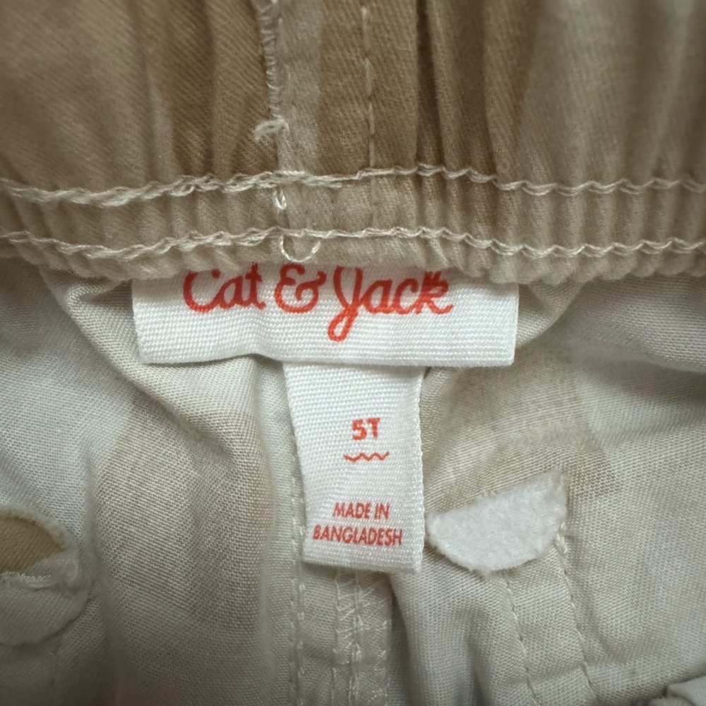 Boys Gap shorts bundle - Picture 10 of 10